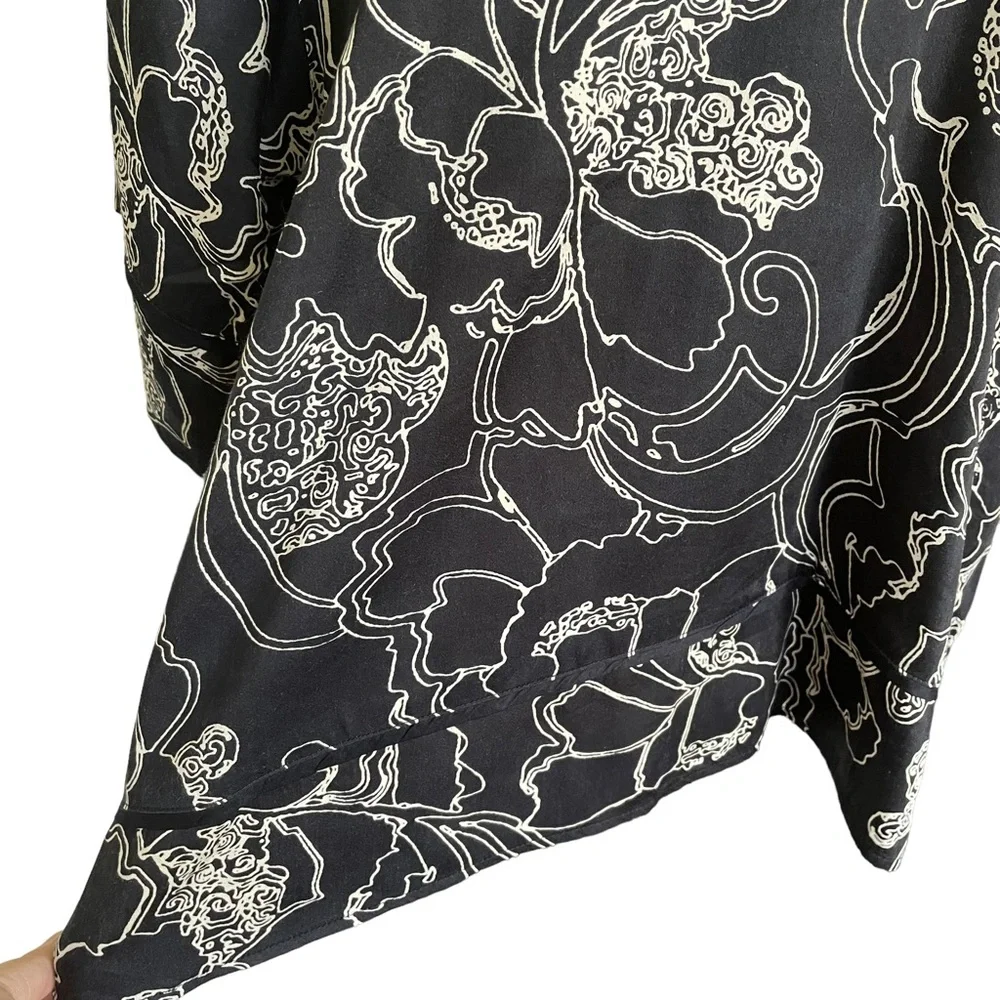 ELLIS & DEWEY Sz S Boxy fit top with short bell sleeves - Picture 5 of 9